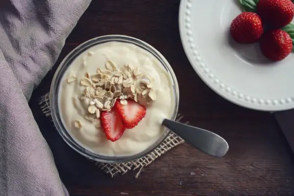 Od kiedy jogurt naturalny dla niemowlaka - Jak i jaki produkt wybrać?